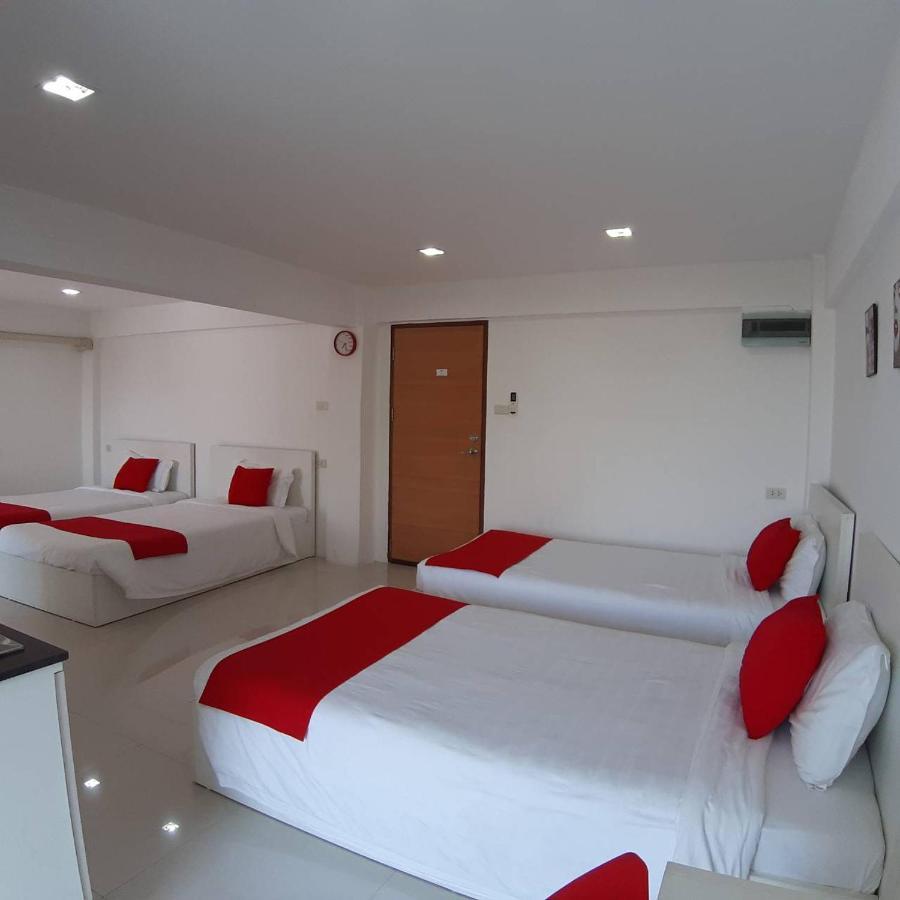 Slt Apartment Bangkok Buitenkant foto