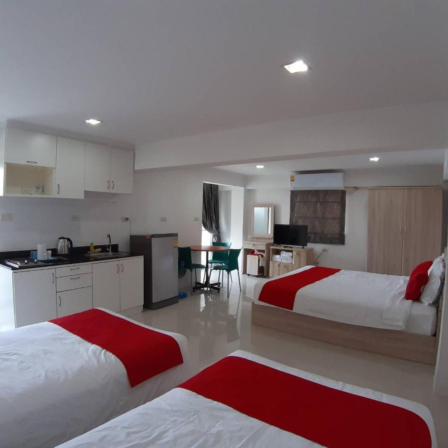 Slt Apartment Bangkok Buitenkant foto