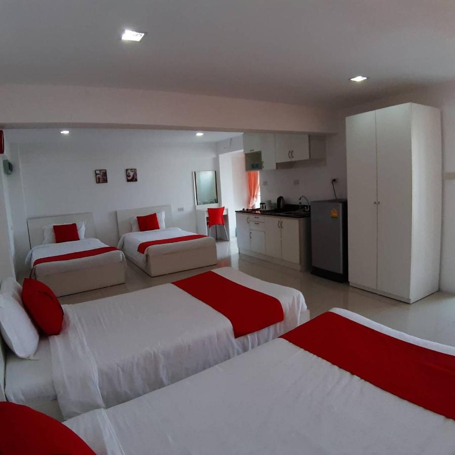Slt Apartment Bangkok Buitenkant foto