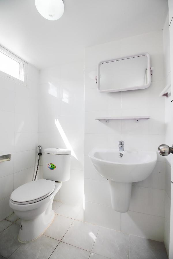Slt Apartment Bangkok Buitenkant foto